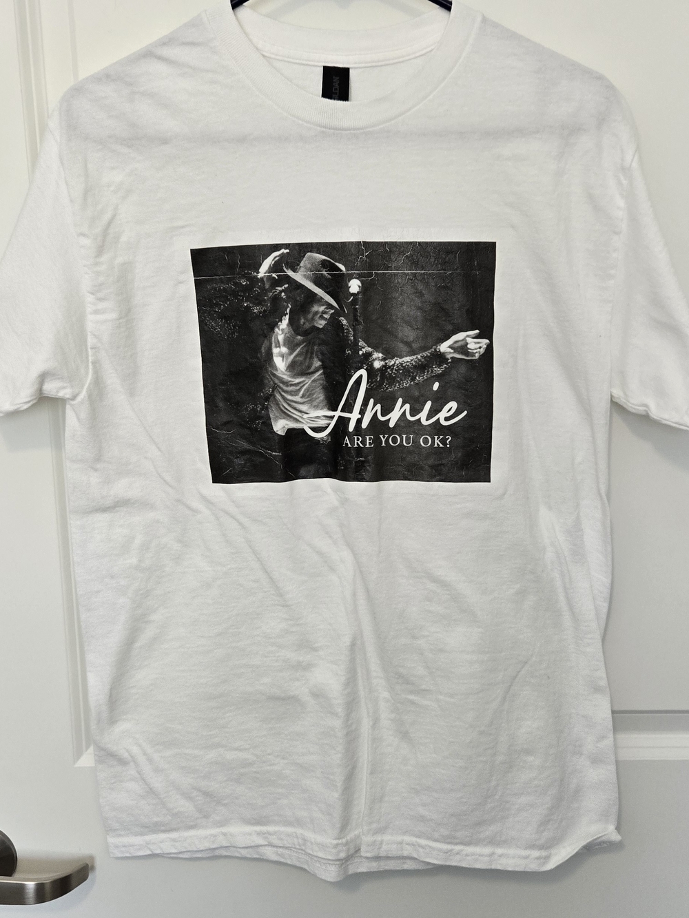 Graphic Men’s Med. T-Shirt with Michael Jackson Glidan,great Cond.